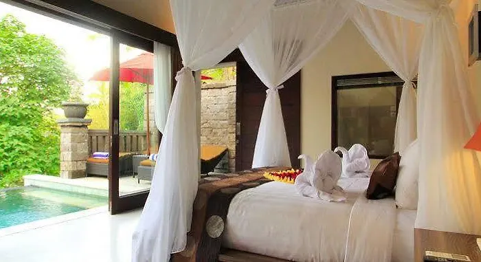Hotel Griya Shanti & *