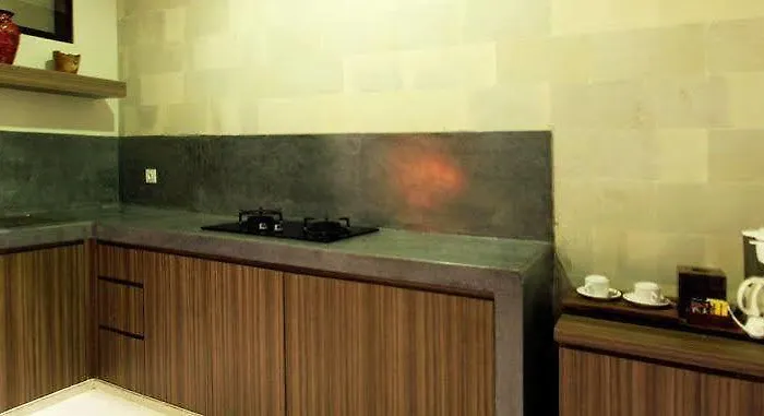 Griya Shanti & Hotel *